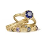 Scalloped bezel blue sapphire bridal ring set