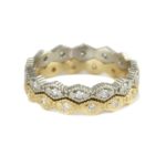 Ribbed triangle bands